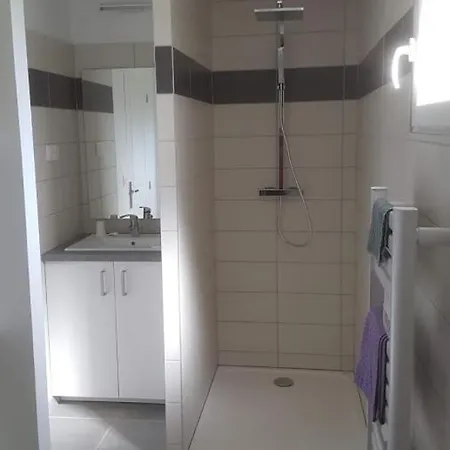 ヴィラ Entiere De 145m² Calme En Petite Camargue ボーヴォワザン