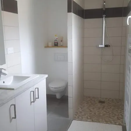 ヴィラ Entiere De 145m² Calme En Petite Camargue ボーヴォワザン