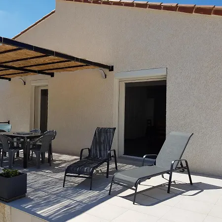 ヴィラ Entiere De 145m² Calme En Petite Camargue