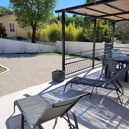 Entiere De 145m² Calme En Petite Camargue ボーヴォワザン
